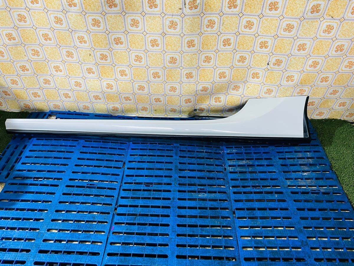 86 ハチロク BRZ 【《ZN6》】左 サイドステップ左ステップ【色 KIX】拍卖