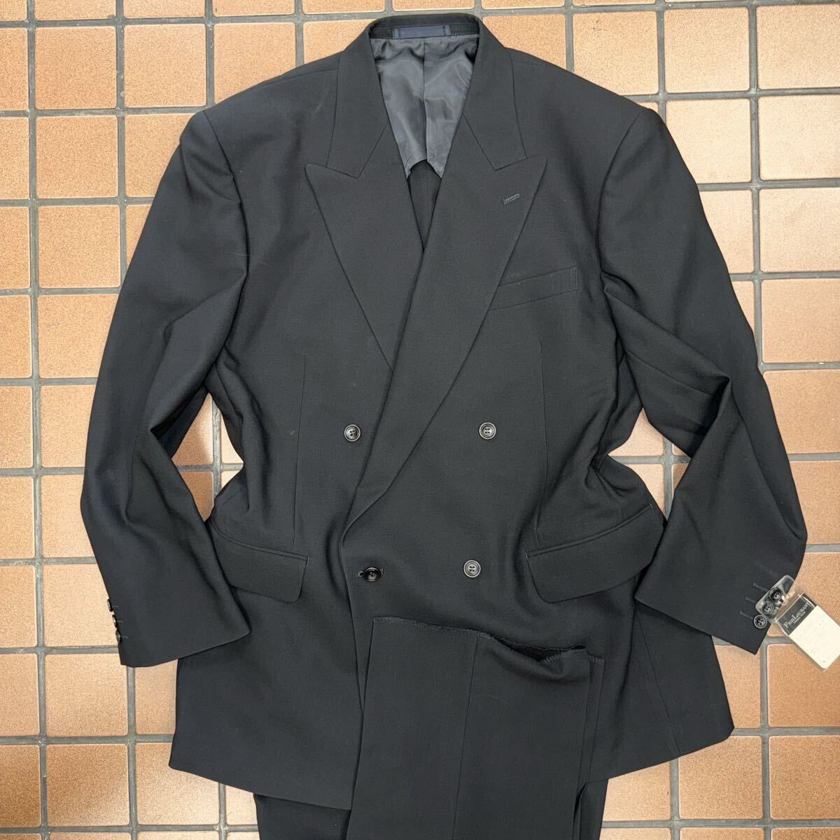 新品☆特大【サイズBB7 XL★礼服】4Bダブルスーツ メンズスーツ 背抜き 黒 セットアップ ブラックフォーマル アジャスター ふわさら生地拍卖