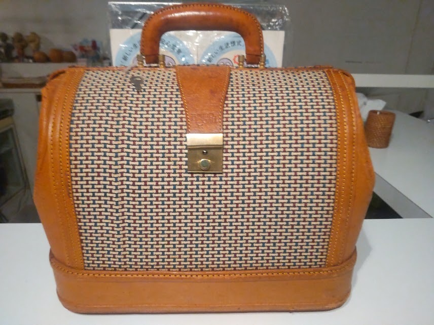 昭和レトロ★80年代★スチュワーデス コンパニオン 鍵付き ブルーノコンティ トランクケース ボストンバック 旅行バッグ★ 飛行機 海外旅行拍卖