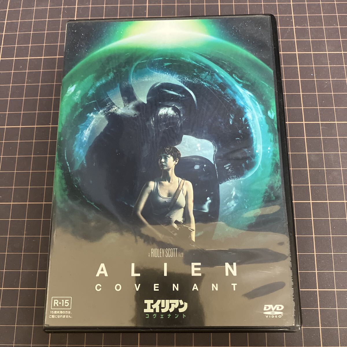 エイリアン:コヴェナント マイケルファスベンダー拍卖