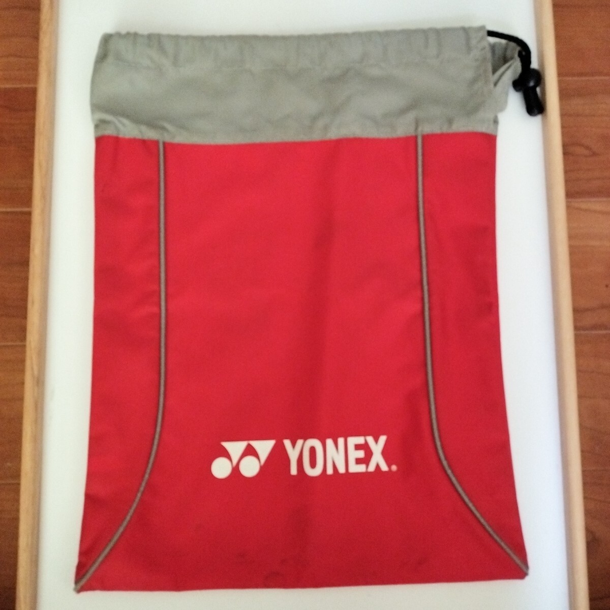 YONEX ヨネックス シューズケース 小物袋 巾着袋 赤 USED 汚れあり レトロ 中古 テニス バドミントン拍卖