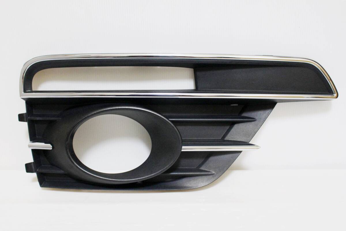 VW ザ・ビートル 16C 後期 純正 右 フロント バンパー グリル フォグ ランプ カバー 5C5.853.666.K (5C5853666K)(5C5854662J) ガーニッシュ拍卖