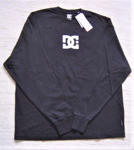 セール25% DC ディーシー SHOECOUSA DC プリント ロングスリーブ Tシャツ 長袖 リラックス 黒 L DLJ224063 メンズ レディース 人気拍卖