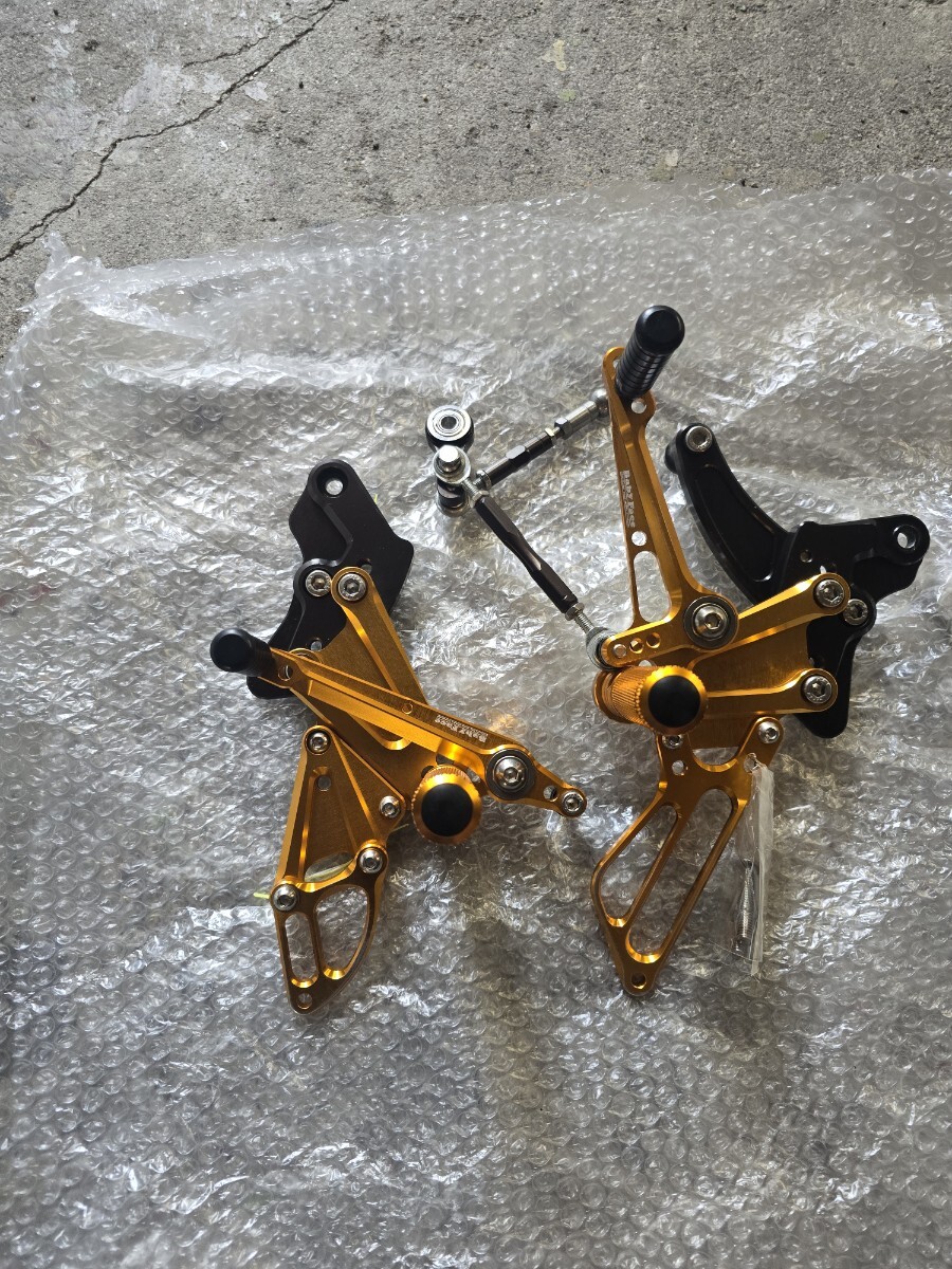 BMW R1250RS BABYFACE バックステップ ベビーフェイス BMW R1200RS バックステップr1250rs r1200rs 15-20 ベビーフェイス バックステップ拍卖