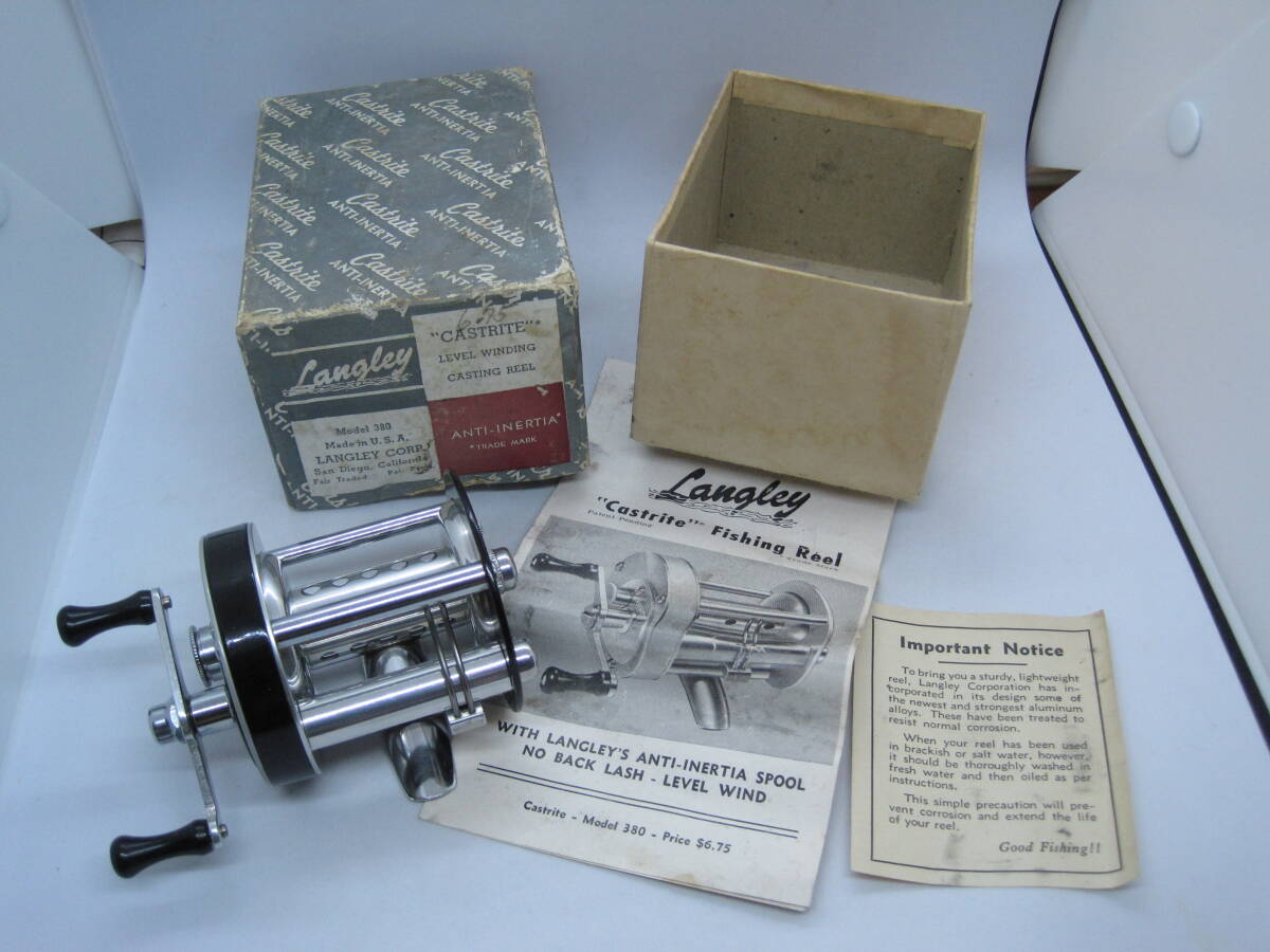 ラングレー キャストライト380A ダイレクトドライブリール 1950年代製 新品未使用箱付き 付属品付き フルオリジナル ビンテージリール拍卖