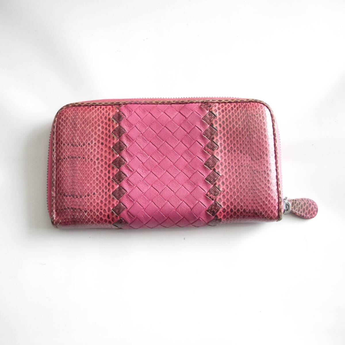 $ 美品 $ 激レア レトロ♪■ BOTTEGA VENETA ボッテガヴェネタ ■ イントレチャート パイソン レザー・ラウンドファスナー 長財布■ピンク拍卖