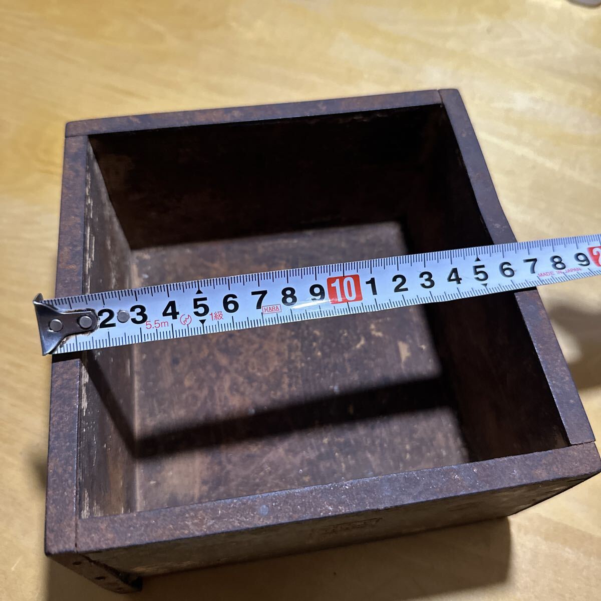 次期不明 アンティーク 1升枡 置物 店舗飾りに 外17センチ角 内15センチ深さ8センチ 古道具 アンティーク 木製 拍卖