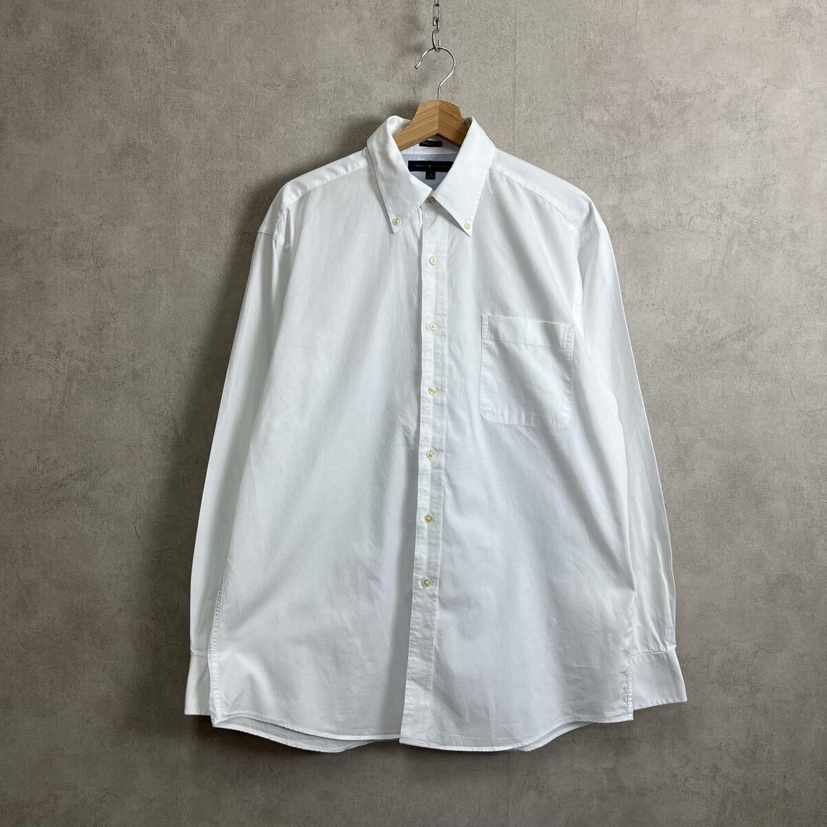 USED USA古着 白 トミーヒルフィガー 長袖シャツ 白シャツ ボタンダウンシャツ TOMMY HILFIGER アメリカ古着 vintage ヴィンテージ 16拍卖