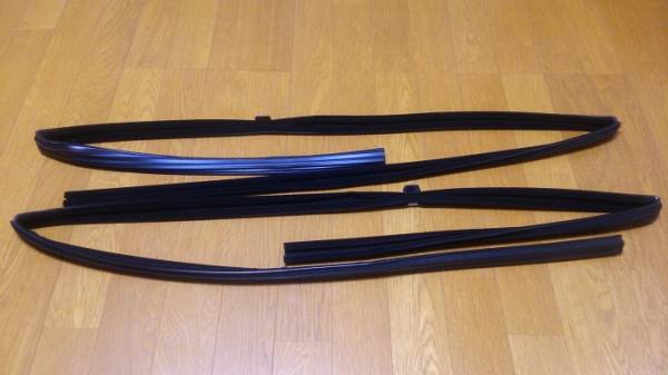 FC3S RX-7 ドア ガラスラン ガラス チャンネル 左右セット 純正 新品拍卖