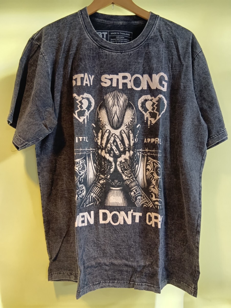 即決特価 新品 送料無料 STAY STRONG  デザインTシャツ 拍卖