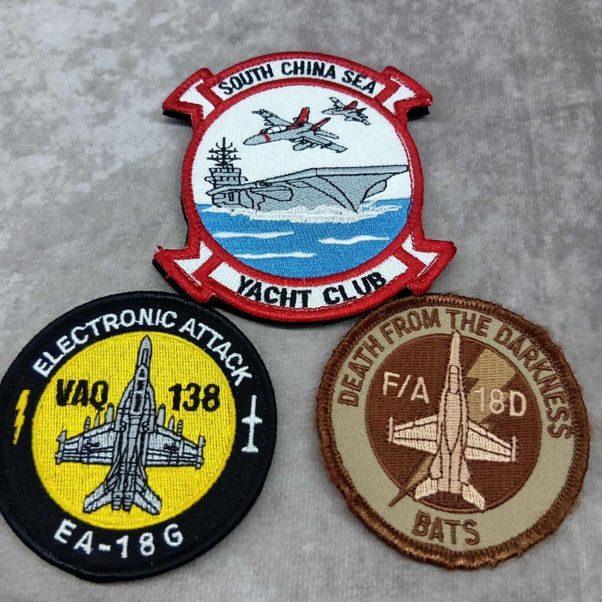 【送料無料】ミリタリーパッチ ワッペン 3枚まとめ売り EA-18G BATS YACHT CLUB拍卖