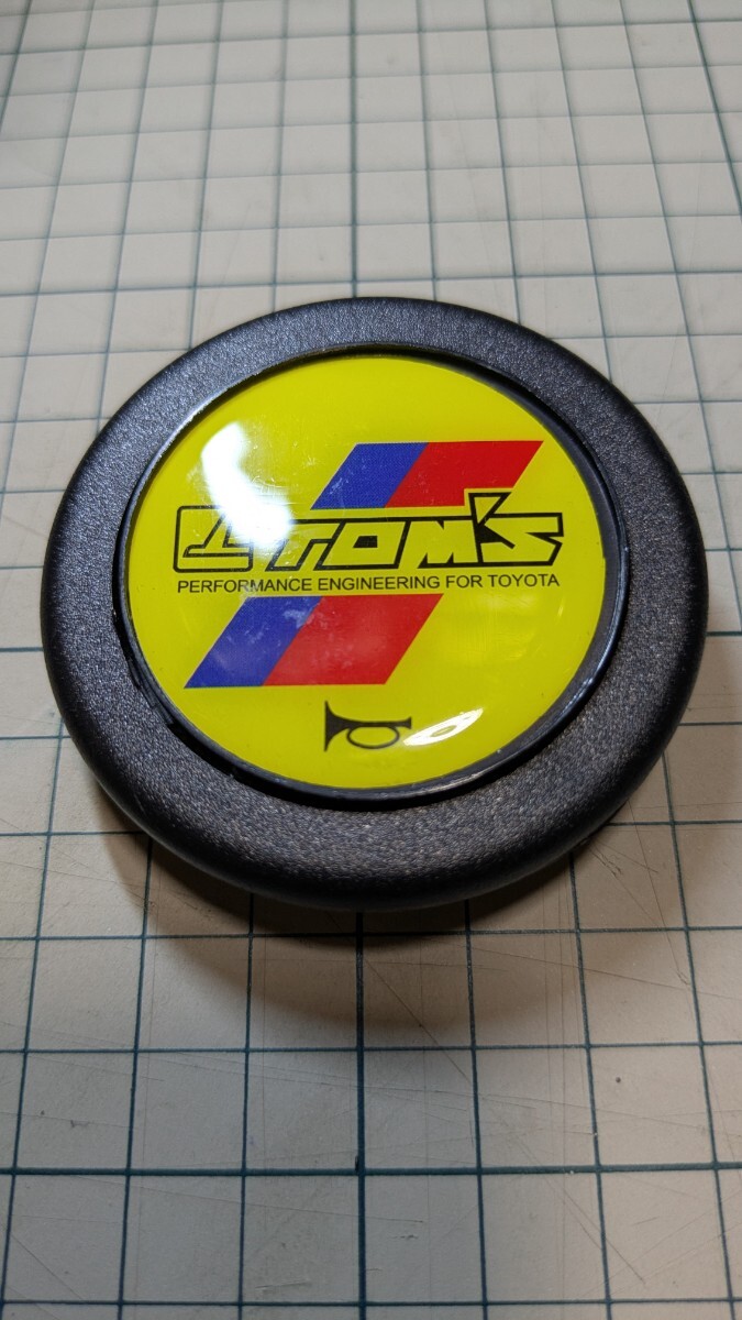 ●送料無料●ホーンボタン●トムス TOM'S●イエロー●拍卖