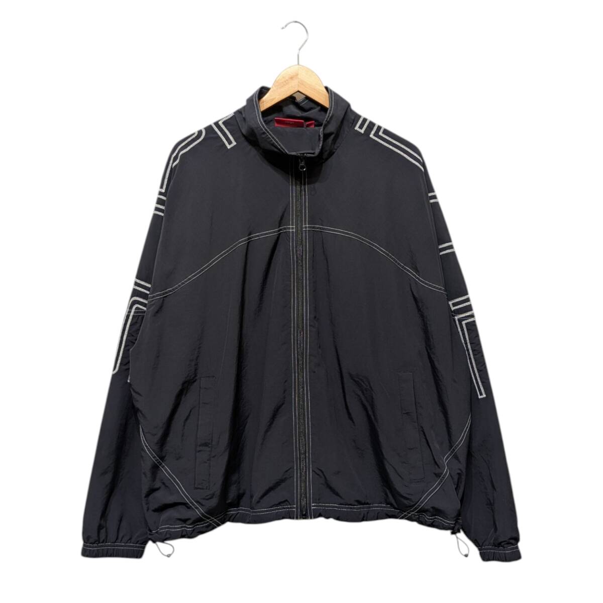 未使用品 25SS Supreme シュプリーム Spellout Embroidered Track Jacket スペルアウトエンブロイダードトラックジャケット ブラック L拍卖