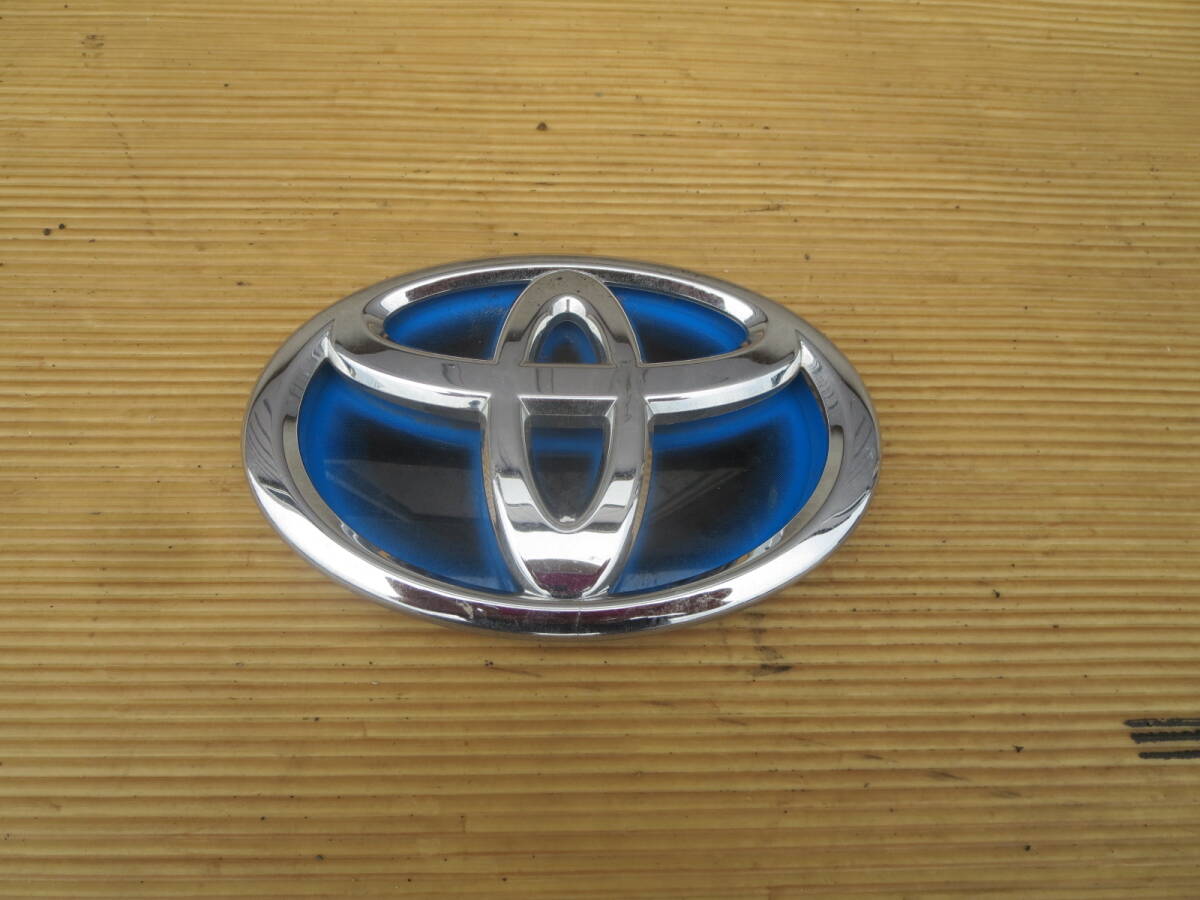 GM59・トヨタ プリウス ZVW30 純正 エンブレム 90975-02174拍卖