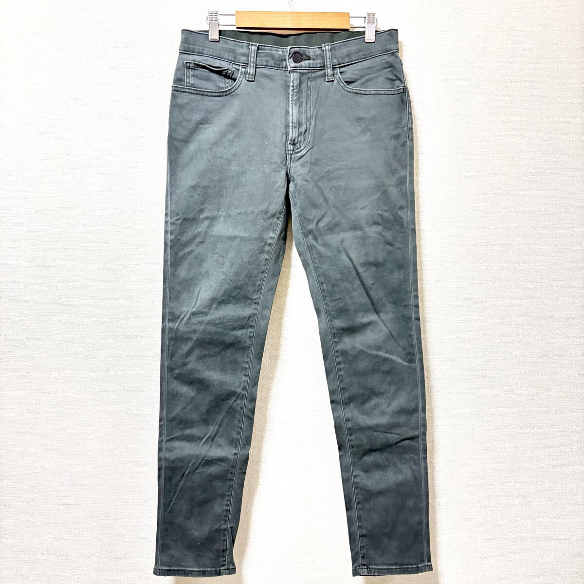 大人気ウルトラストレッチ!【UNIQLO】ユニクロ スキニー パンツ カラー ジーンズ スリム 細身 ボトムス ダークグレー メンズ S /Y36333SS拍卖