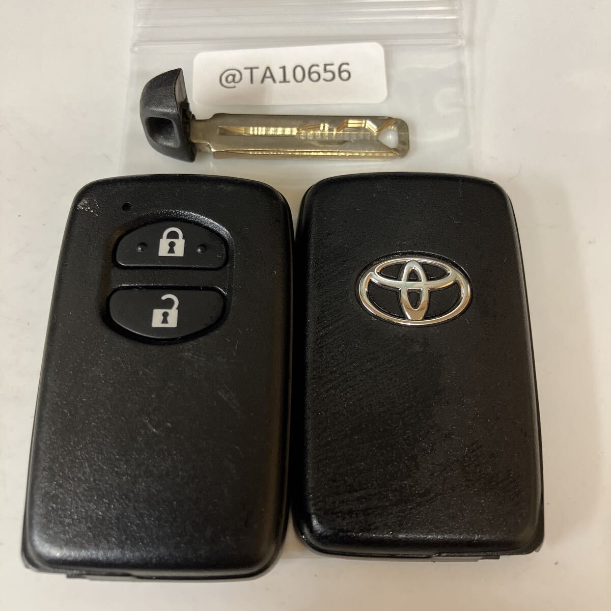 @TA10656 トヨタ 純正 キーレス リモコン 2ボタン 基盤271451-5300プリウス 30 アクア NCP10 ヴィッツ KSP130 アルファ フィールダー等拍卖