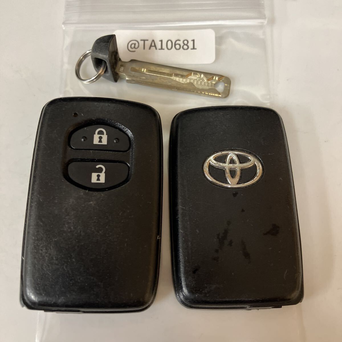 @TA10681 トヨタ 純正 キーレス リモコン 2ボタン 基盤271451-5300プリウス 30 アクア NCP10 ヴィッツ KSP130 アルファ フィールダー等拍卖