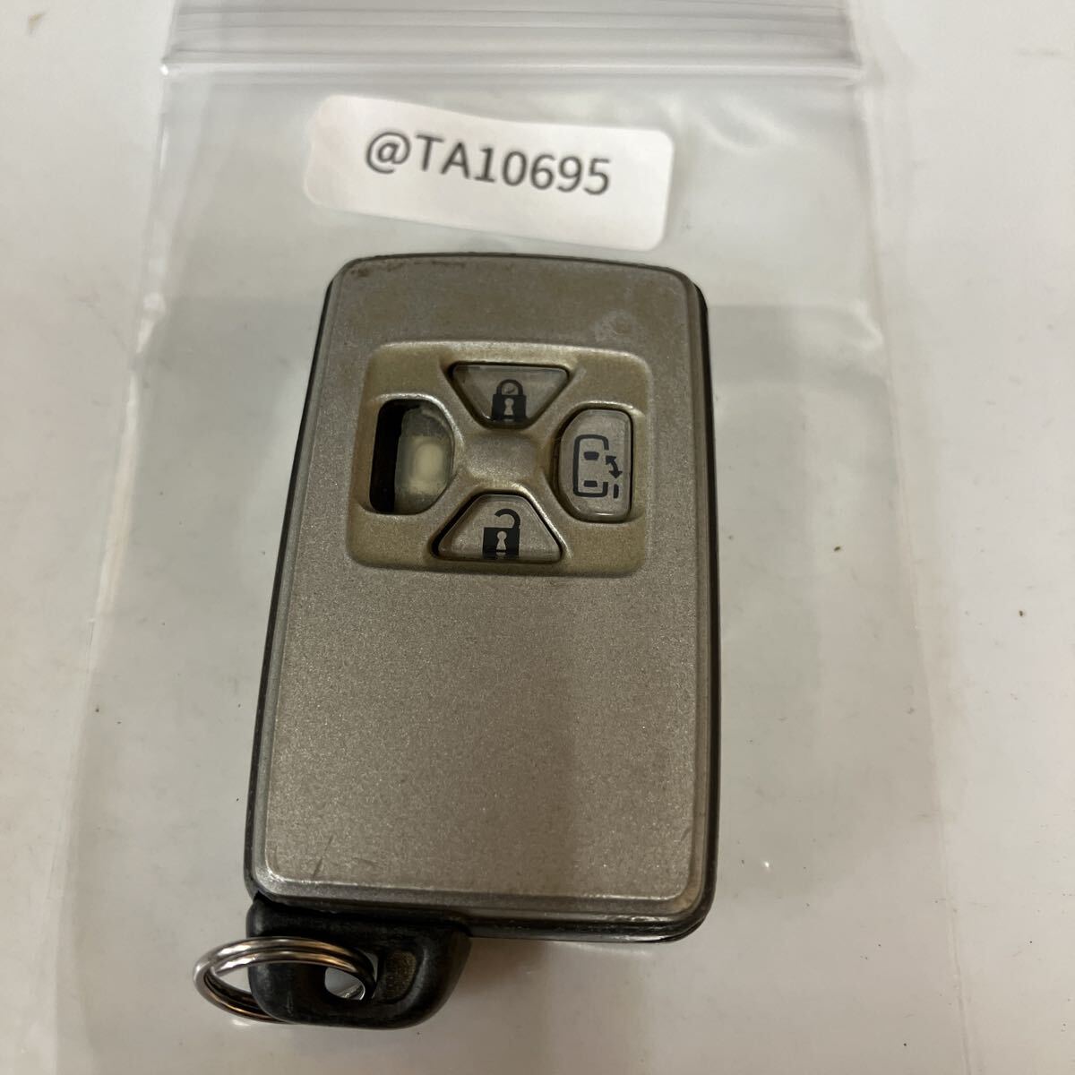 @TA10695 トヨタ 271451-0500 純正 スマートキー キーレス 4ボタン 両側スライド ノア ヴォクシー エスティマ アルファード アイシス等拍卖