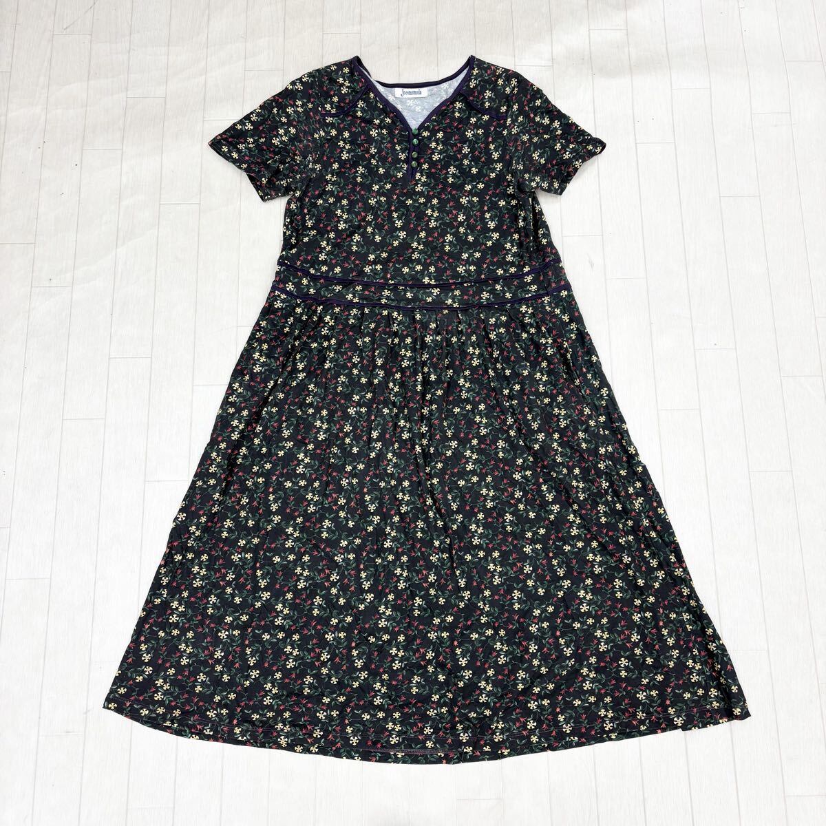 1805〓 Jocomomola ホコモモラ 半袖ワンピース レディース サイズ40 総柄 花柄 ミドルワンピース 膝下丈 ミディ丈 カジュアル拍卖