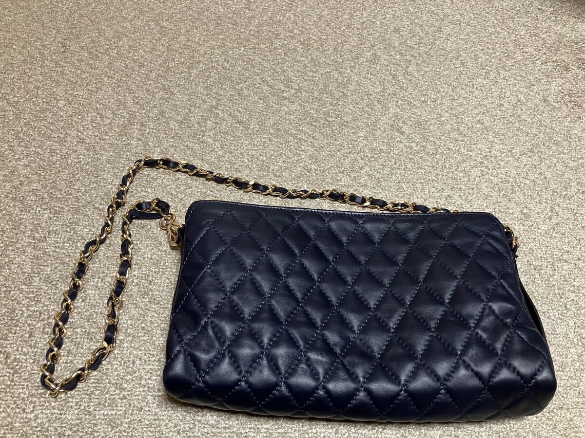 美品☆レア希少☆MARANT マラントイタリア製 リアルレザーキルティング ショルダーチェーンバッグ ネイビー系拍卖