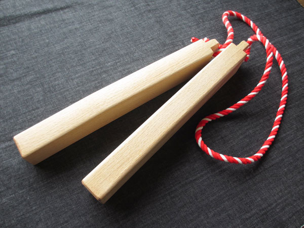 拍子木 樫材 1尺2寸5分(約38cm) 特大サイズ お祭り/夜回り/芝居の鳴り物などに拍卖