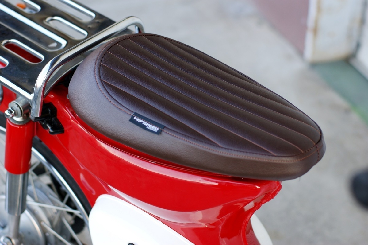 KEPSPEED製 スーパーカブ用 カスタムローダウンシート 縦ライン/シングル ブラウン 新品拍卖