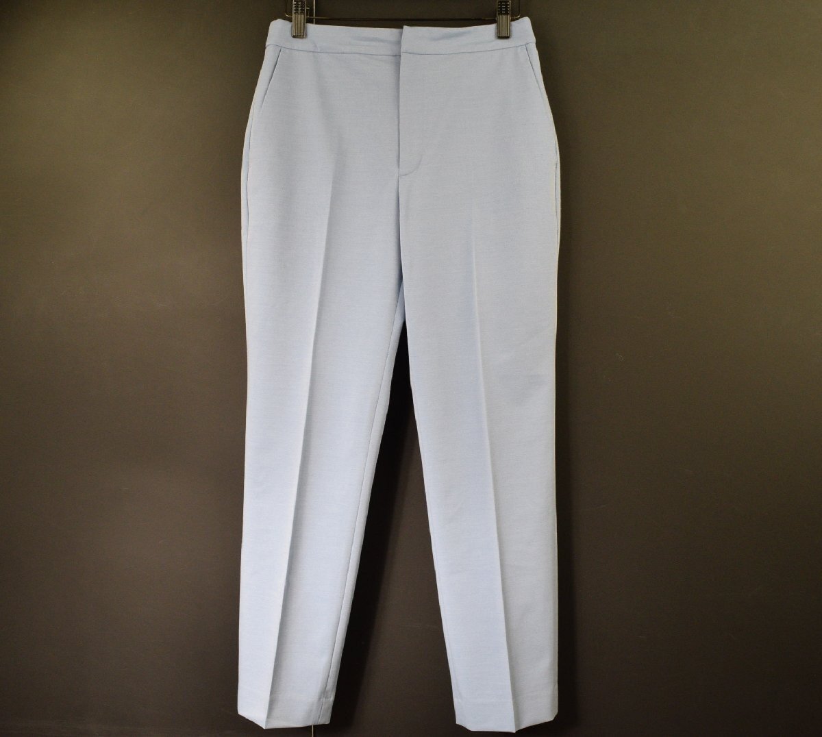 2336-25Q0014★Mプルミエブラック M-premier BLACK★きれいめ センタープレス パンツ テーパード 38 水色 ブルー 春夏 通勤拍卖