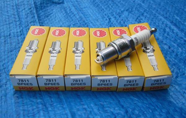 NGKプラグ6本BP6ES ハコスカ ケンメリ S30Z L6 L型 KGC10 GC10 フェアレディーS30Z グロリア セドリック スカイライン ローレル 130Z拍卖