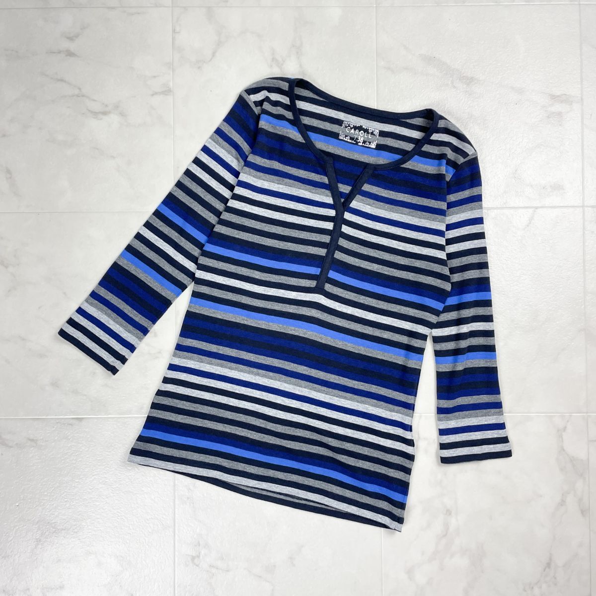 美品 CAROLL キャロル スキッパーボーダーカットソー 七分袖 トップス レディース グレー系 サイズ38*GD1207拍卖