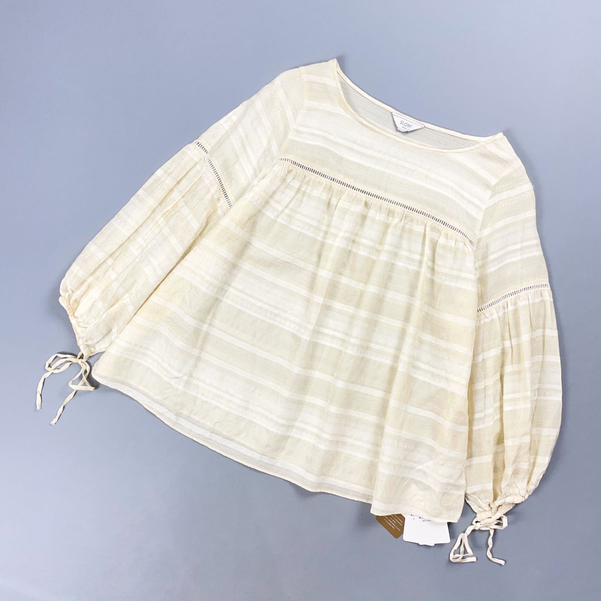 新品未使用タグ付 SLOBE IENA スローブイエナ ジャガードボーダーブラウス 刺繍風 長袖 薄手 レディース アイボリー 生成り サイズF*GD142拍卖