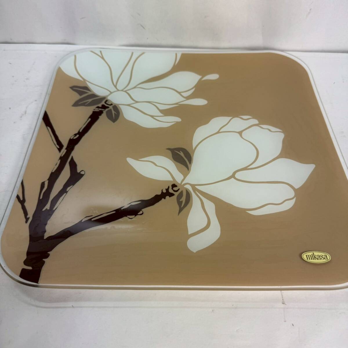 大皿 mikasa 茶色 白 花 プレート 盛り皿 角皿 平皿 ガラス 硝子 パーティー 食器 インテリア キッチン 料理 長期保管品 V2o R7901o拍卖