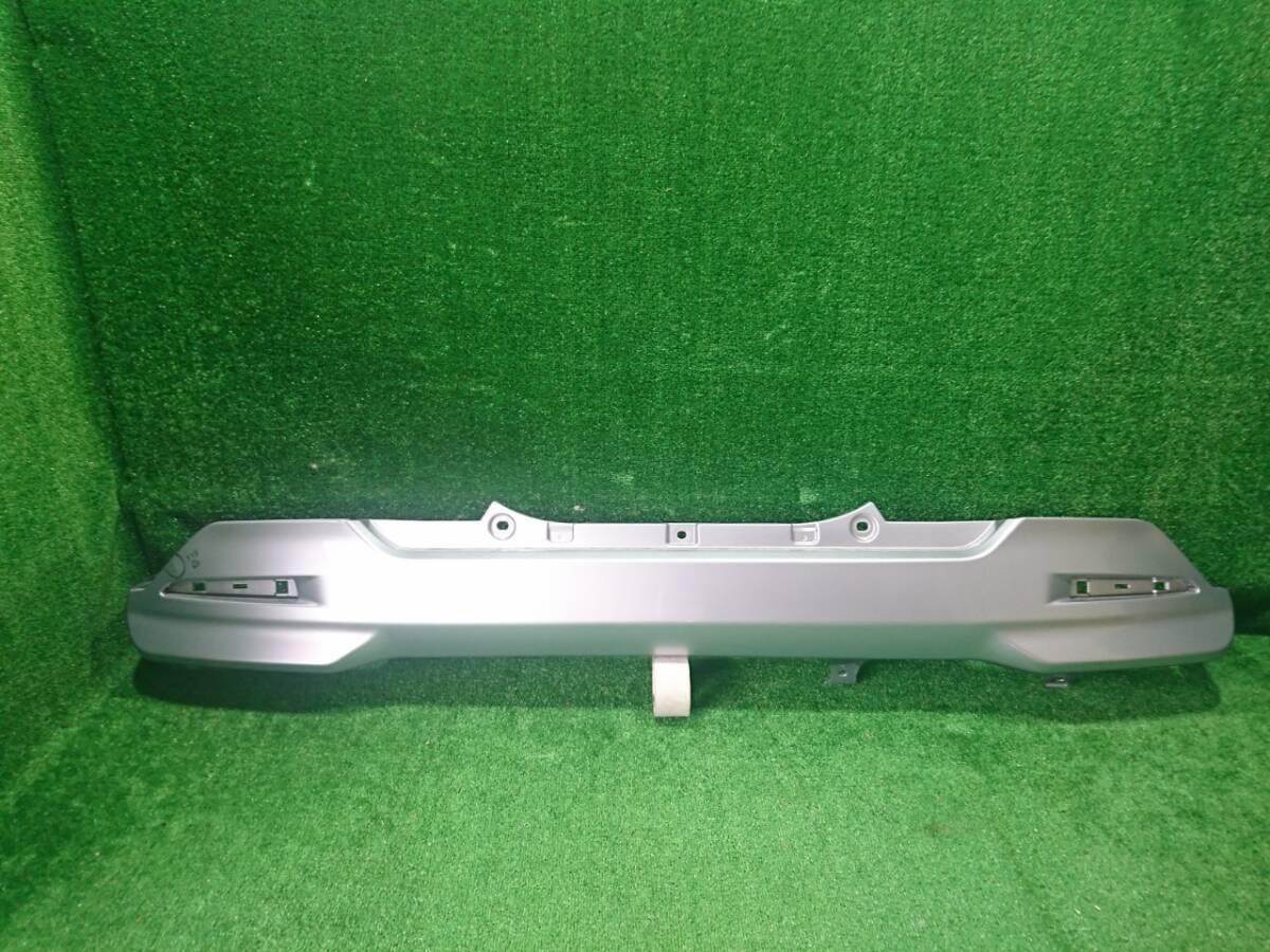 M900A ルーミー リアバンパー シルバー 52159-B1260 (19104)拍卖