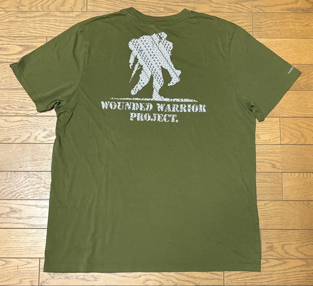 UNDER ARMOUR “FREEDOM” MEN’S SHORT SLEEVE T-SHIRTS size-LG(着丈72身幅58) 中古(極美品-1回使用) 送料無料 NCNR拍卖