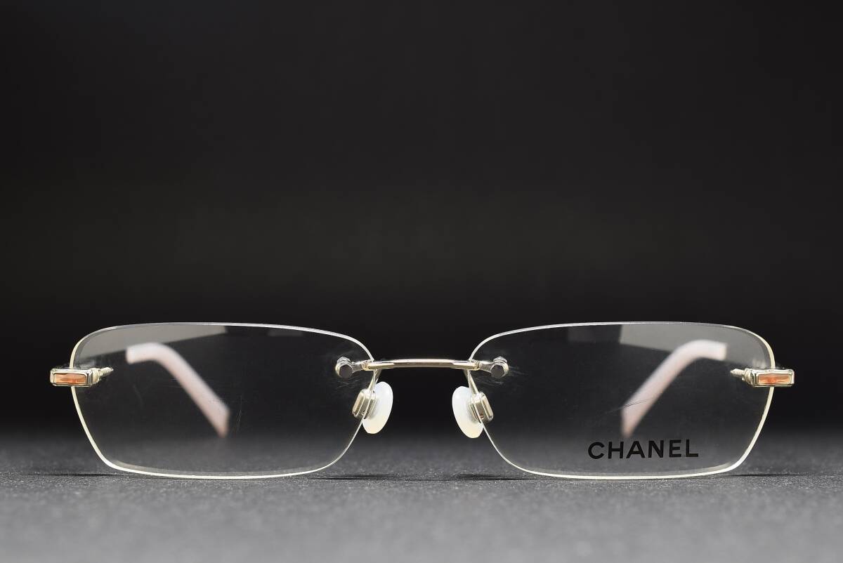 デッドストック CHANEL 2073 c.251 53-16 リムレス メガネ サングラス フレーム イタリア製 バネ蝶番 シルバー/ピンク ふちなし拍卖