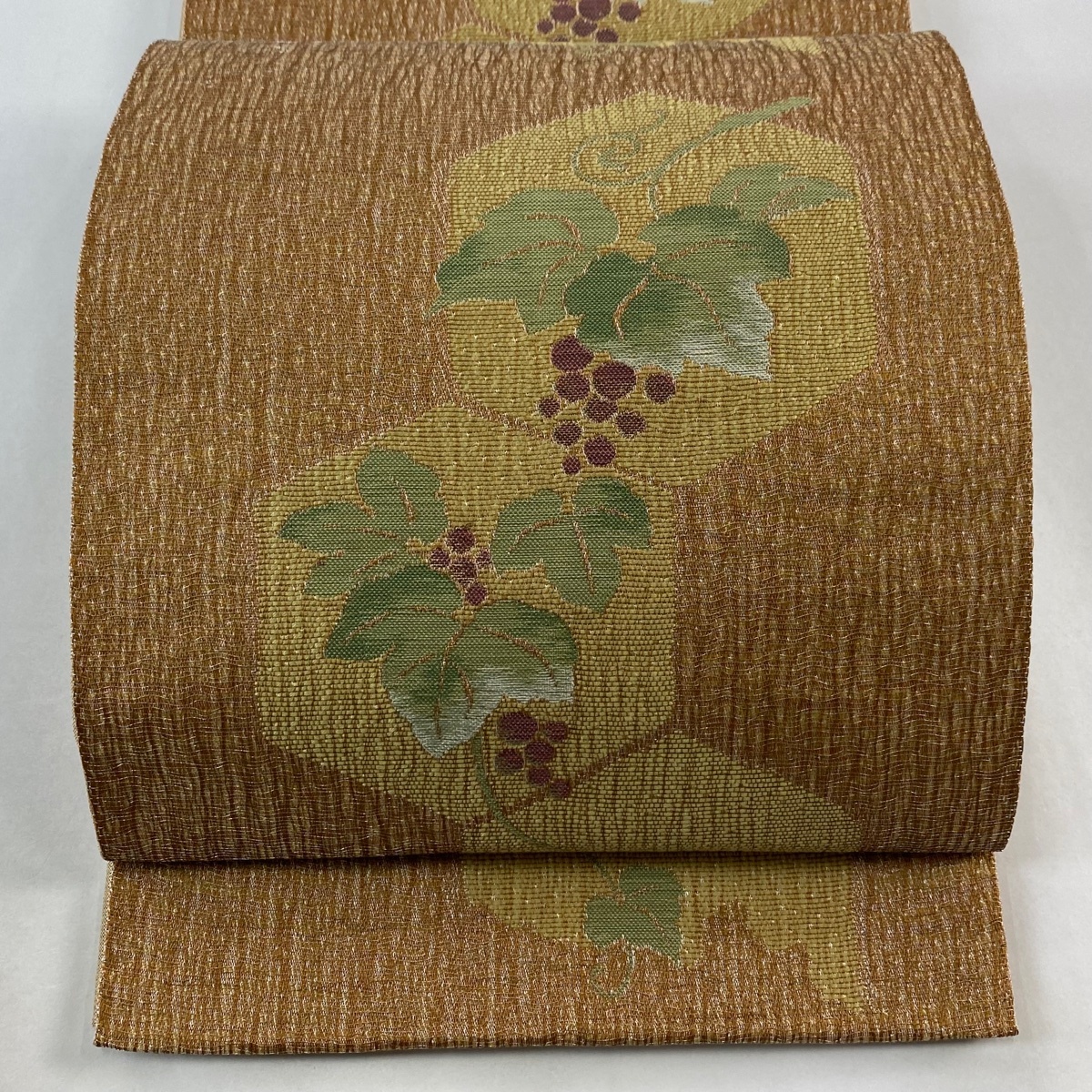 袋帯 美品 秀品 落款 葡萄 銀糸 箔 茶色 六通 正絹 【中古】拍卖