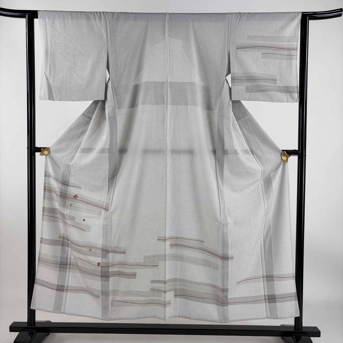 訪問着 身丈153cm 裄丈63cm S 単衣 鈴乃屋 幾何学模様 金糸 刺繍 灰白 正絹 秀品 一つ紋 【中古】拍卖