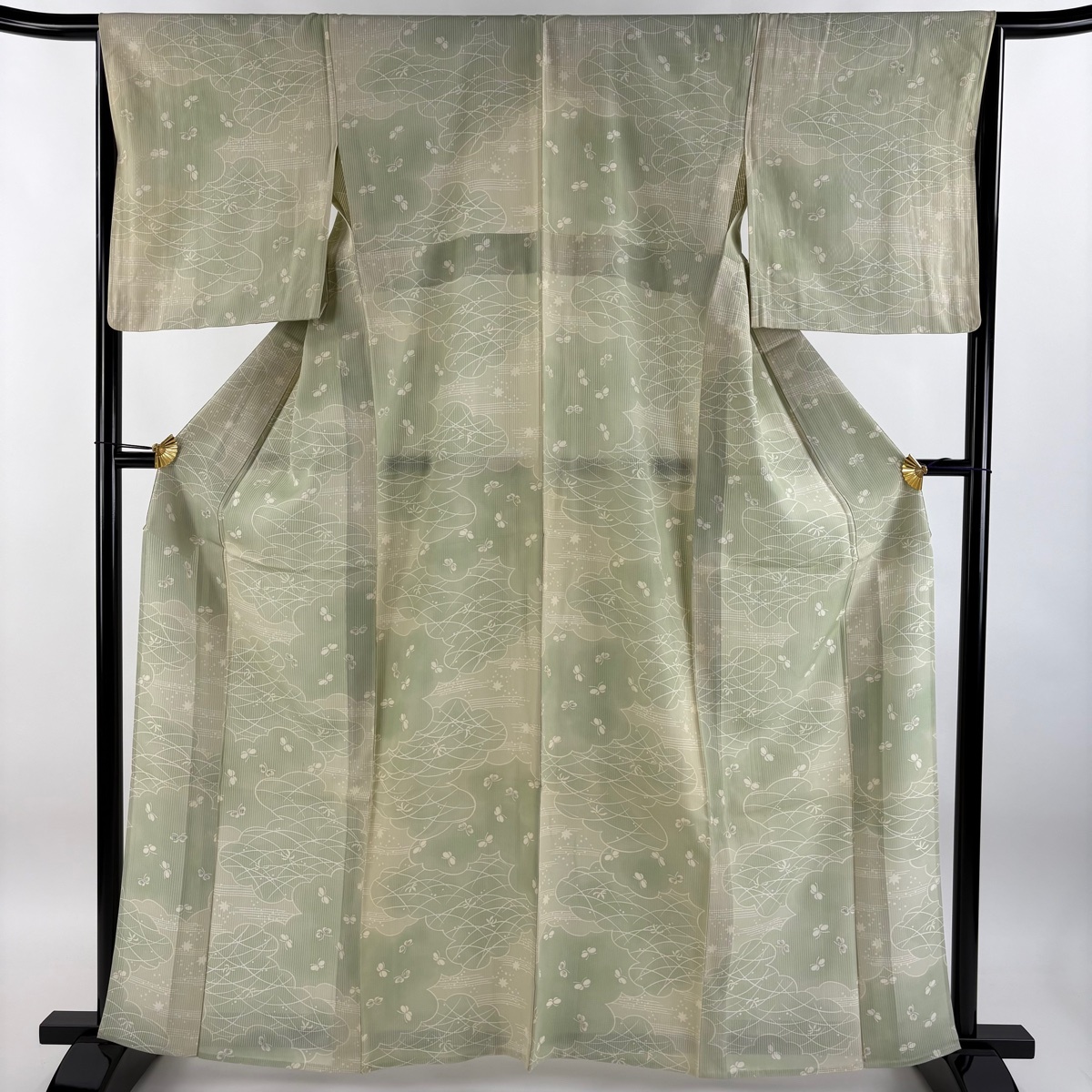 小紋 身丈163cm 裄丈66cm M 薄物 縦絽 蝶 雲文 金彩 ぼかし 薄緑 正絹 秀品 【中古】拍卖