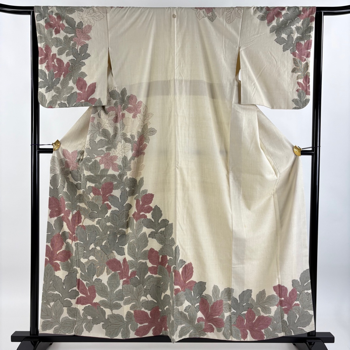 訪問着 身丈158cm 裄丈64cm M 袷 紬地 葉柄 金糸 金彩 ベージュ 正絹 秀品 一つ紋 【中古】拍卖