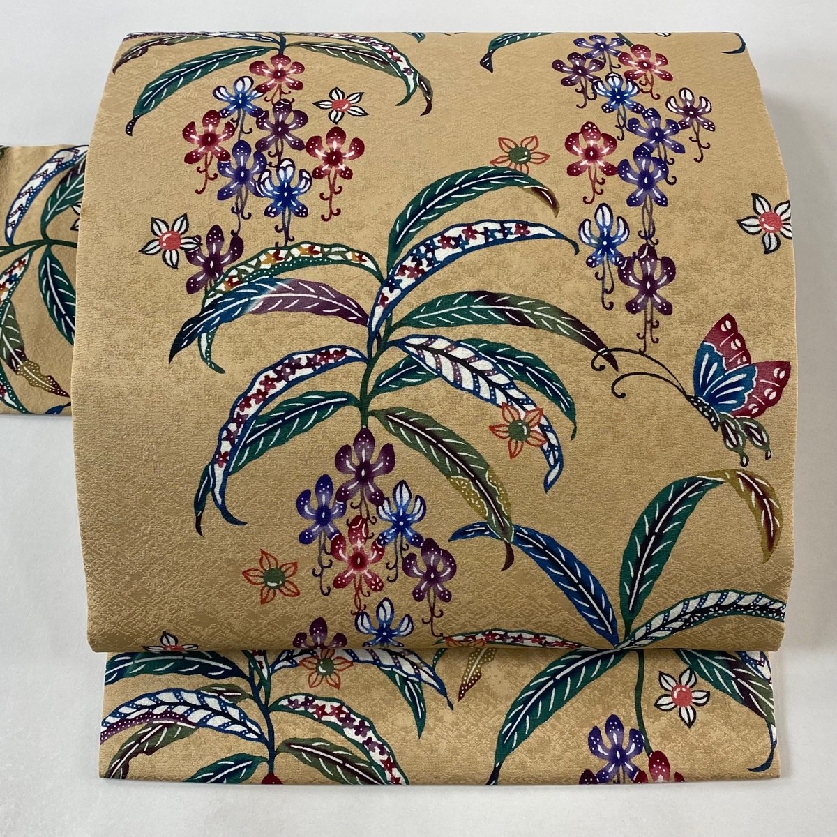 名古屋帯 美品 逸品 落款 琉球びんがた 悠 草花 ぼかし 薄茶色 正絹 【中古】拍卖