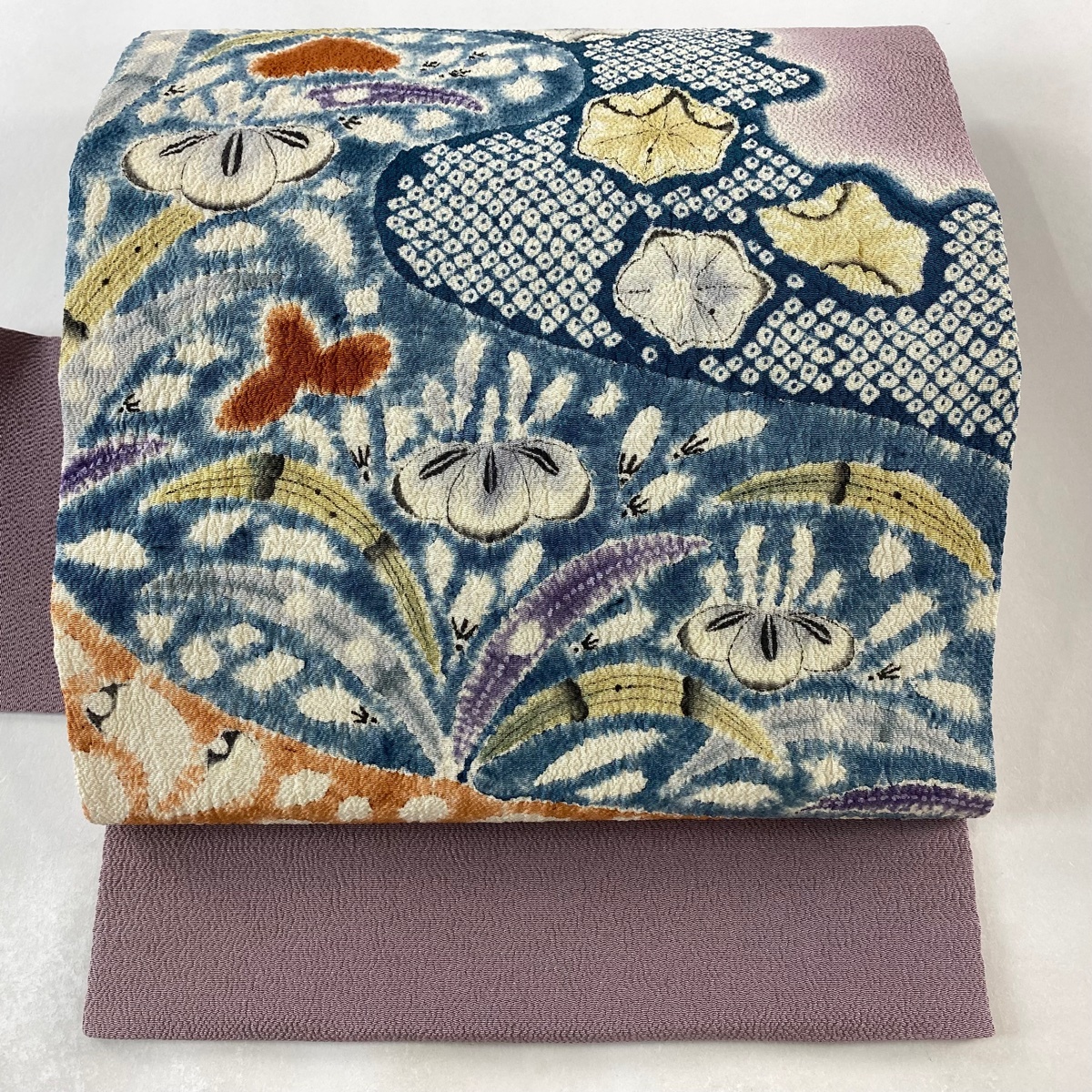 名古屋帯 秀品 落款 大々里辻が花 霞 絞り 縮緬 薄紫 正絹 【中古】拍卖