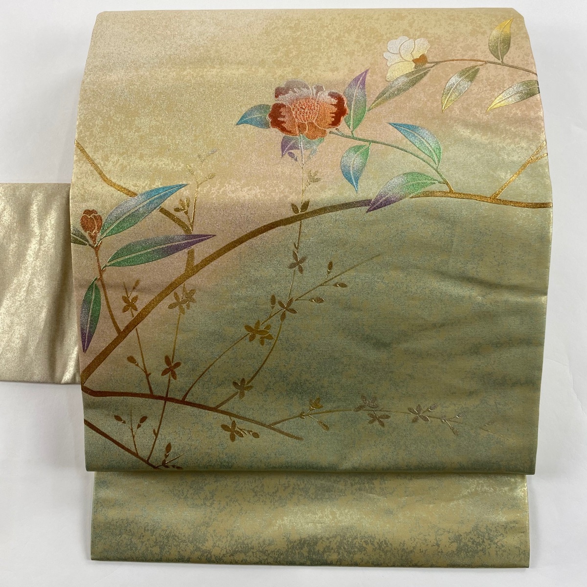 名古屋帯 美品 秀品 枝花 金銀彩 金色 正絹 【中古】拍卖