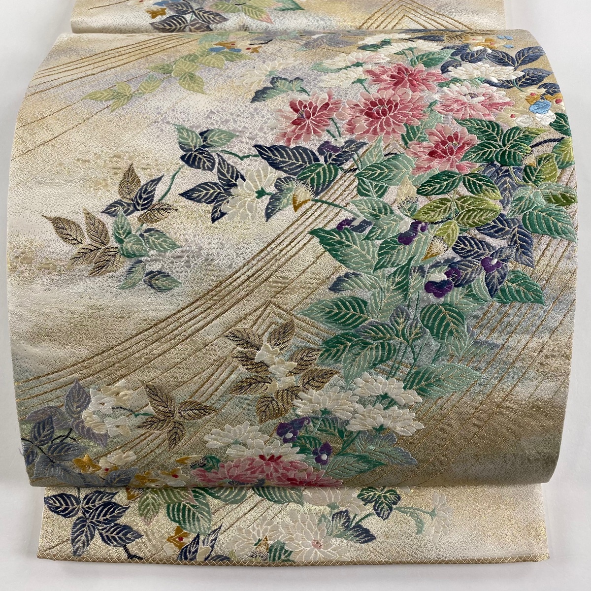 袋帯 名品 五色織 純金箔 関西仕立て 枝花 金糸 箔 クリーム 六通 正絹 【中古】拍卖