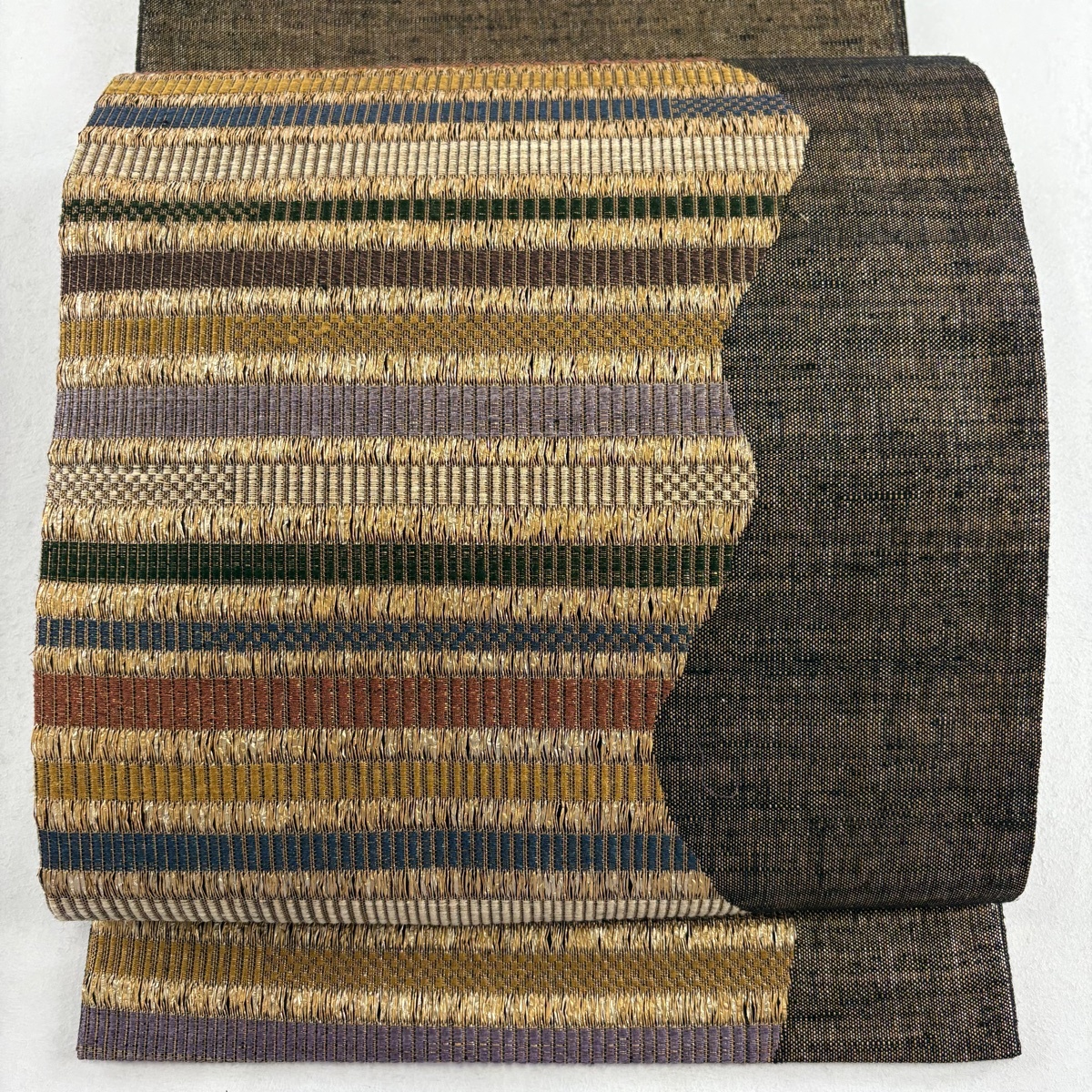 袋帯 美品 名品 縞 幾何学 箔 茶色 お太鼓柄 正絹 【中古】拍卖