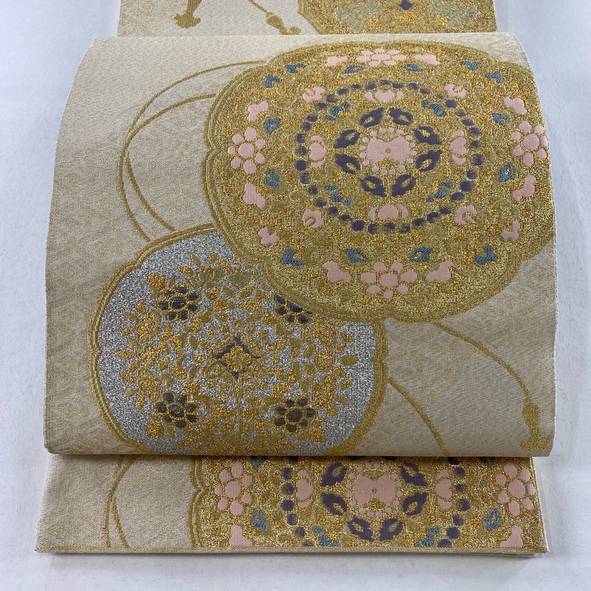 袋帯 美品 秀品 関西仕立て 鏡裏文 金糸 箔 ベージュ 六通 正絹 【中古】拍卖