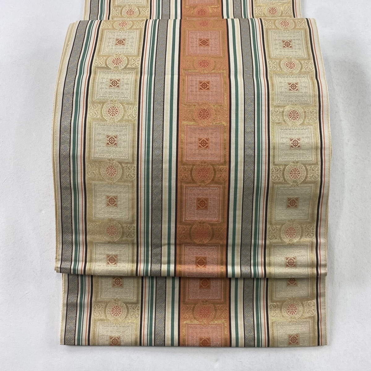 袋帯 秀品 大和錦本袋 縦縞 幾何学模様 箔 ベージュ 六通 正絹 【中古】拍卖