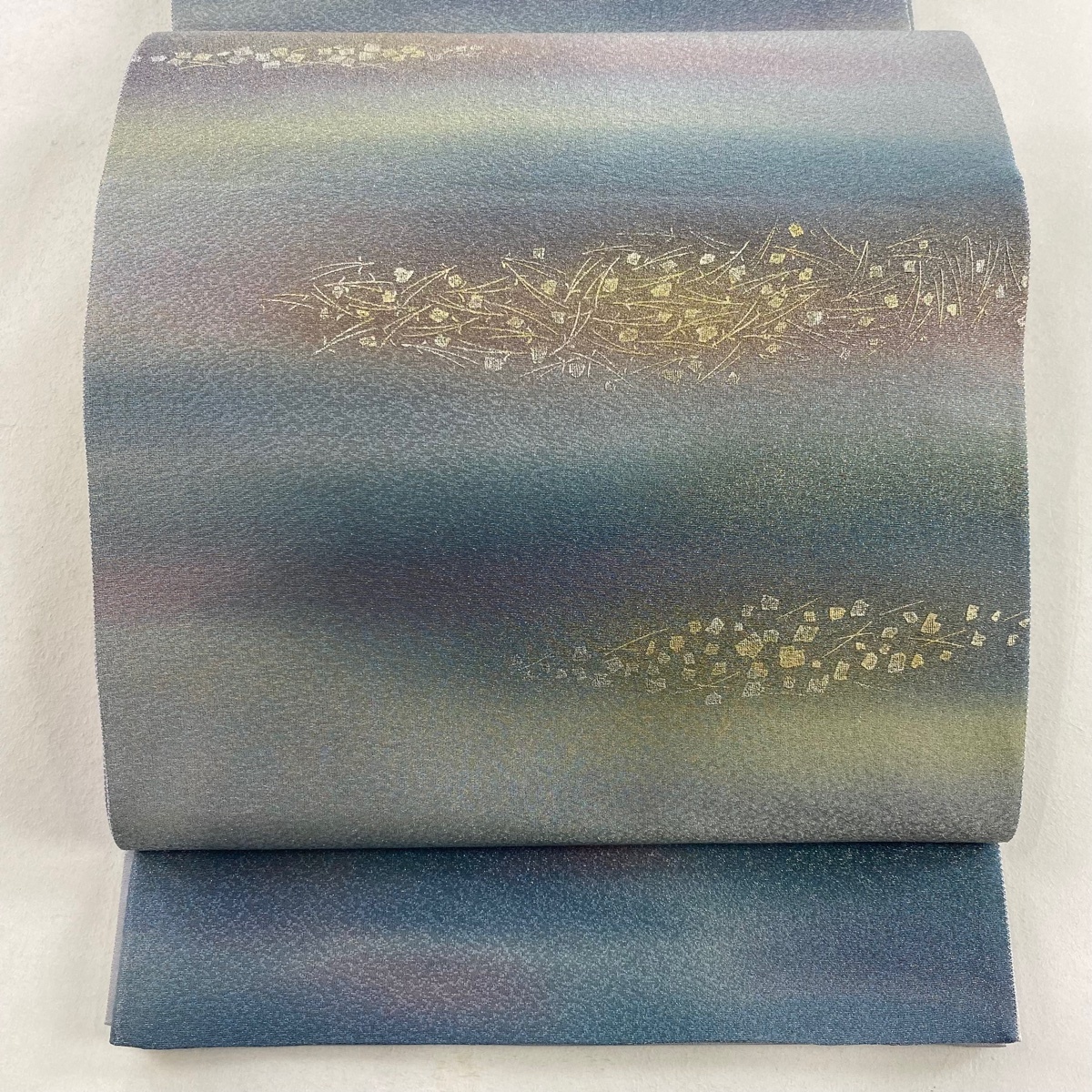 袋帯 秀品 箔散らし 霞ぼかし 金銀彩 銀糸 青灰色 お太鼓柄 正絹 【中古】拍卖