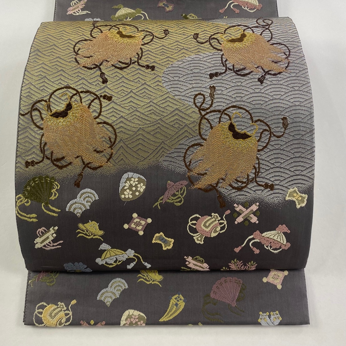 袋帯 美品 逸品 柳地果実文 山口克繭監修 葡萄 柳地果実文 刺繍 金糸 茶紫 お太鼓柄 正絹 【中古】拍卖