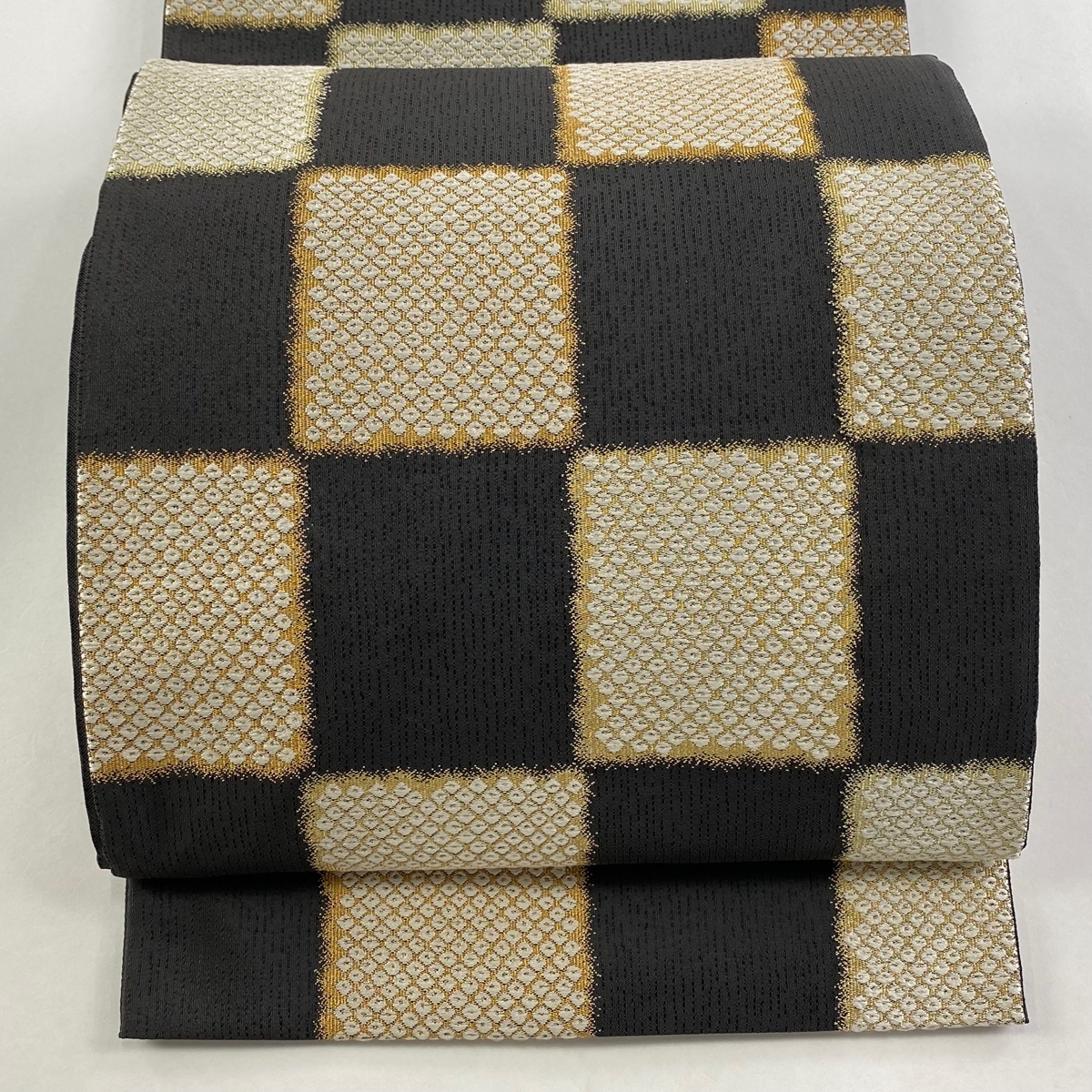 袋帯 美品 逸品 洛陽織物 落款 市松 金糸 墨色 六通 正絹 【中古】拍卖