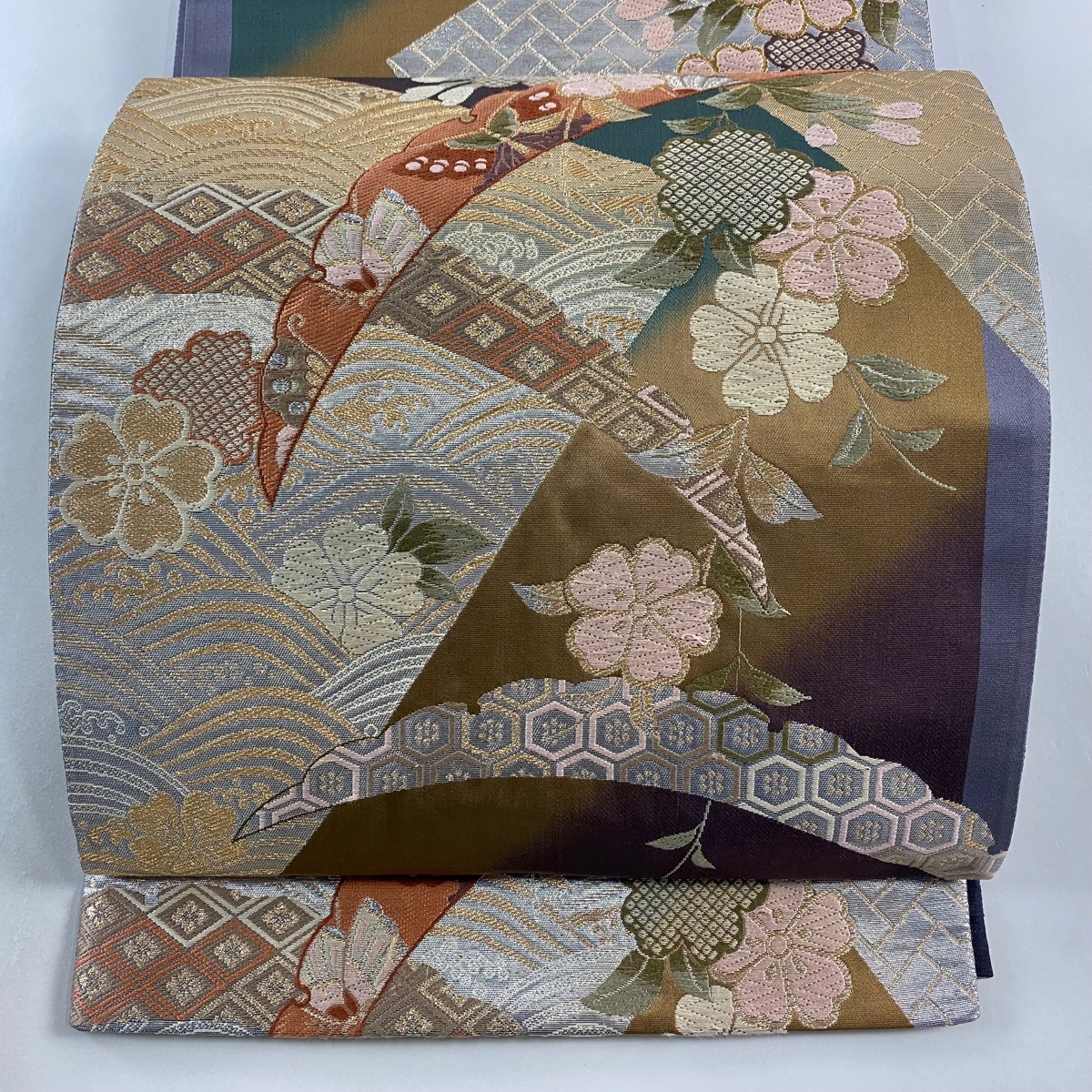 袋帯 秀品 雪芝 枝垂れ桜 唐織 箔 山吹茶色 六通 正絹 【中古】拍卖