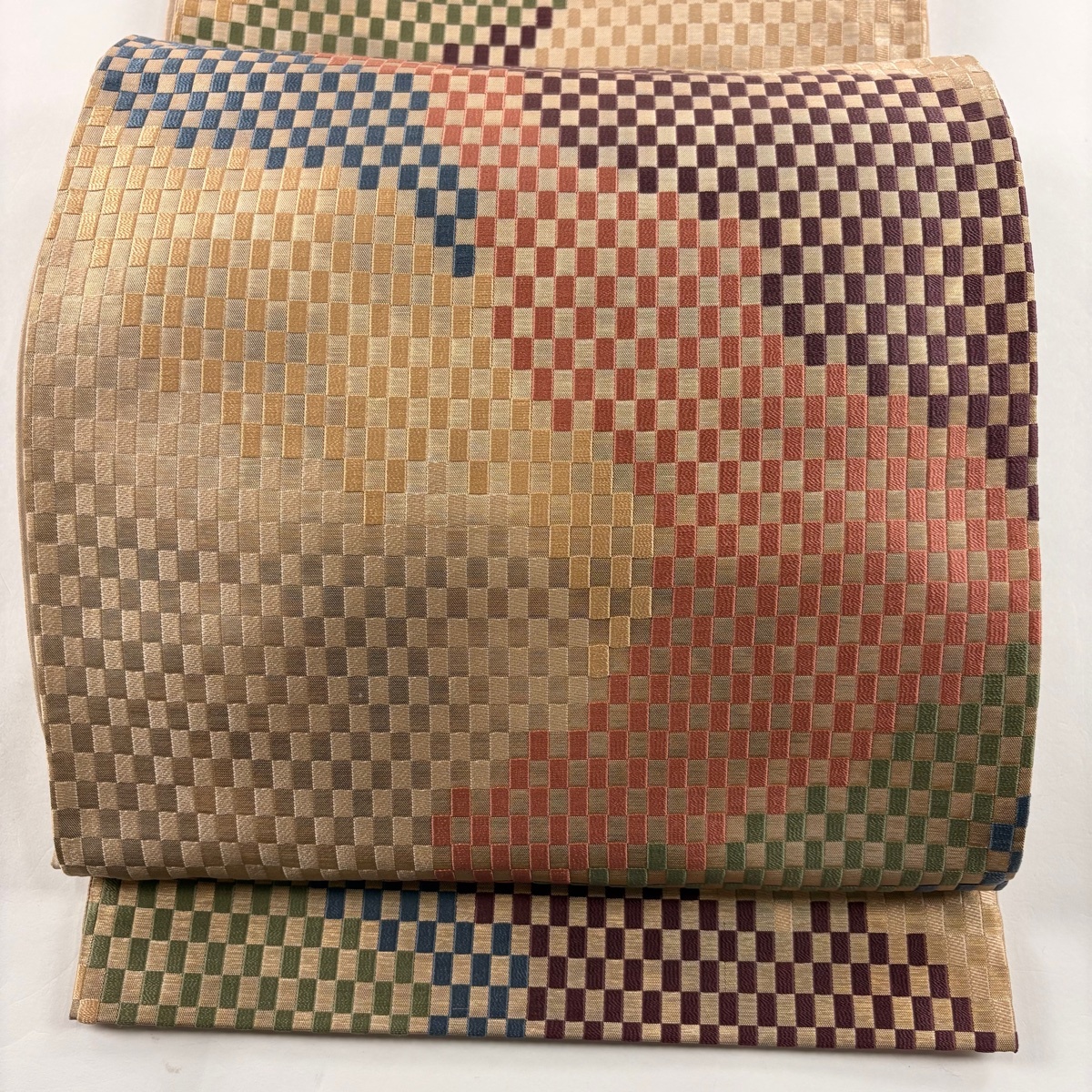 袋帯 美品 名品 河村織物 落款 道長取り 市松 箔 ベージュ 六通 正絹 【中古】拍卖